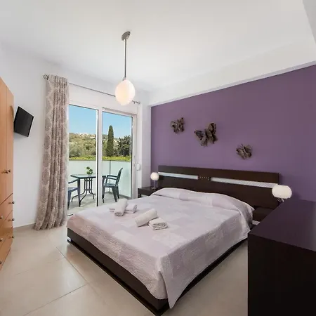 Iliana Apartment *